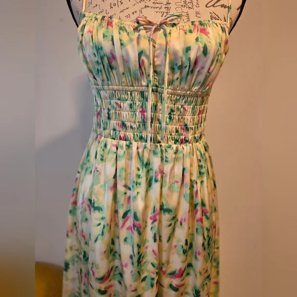 Astr Green/Yellow and Pink Floral Maxi Dress,Sapaguetri Straps, Size M. - Picture 7 of 14